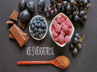 Resveratrol: Un Guardián Multifacético contra los Trastornos de Ansiedad y Estrés.